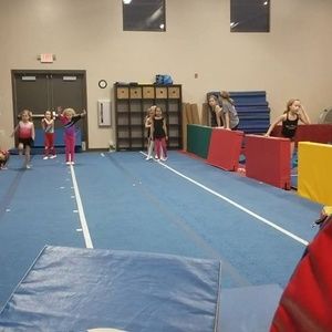 Meet your Posher, Cesar